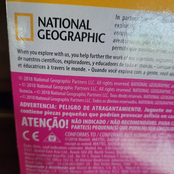 Barbie National Geographic 2018 Barbie New - Picture 16 of 17